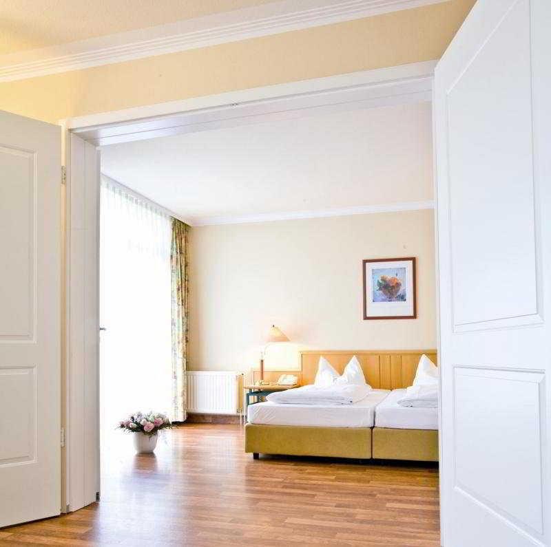 Seehotel Grossherzog Von Mecklenburg Boltenhagen  Ngoại thất bức ảnh