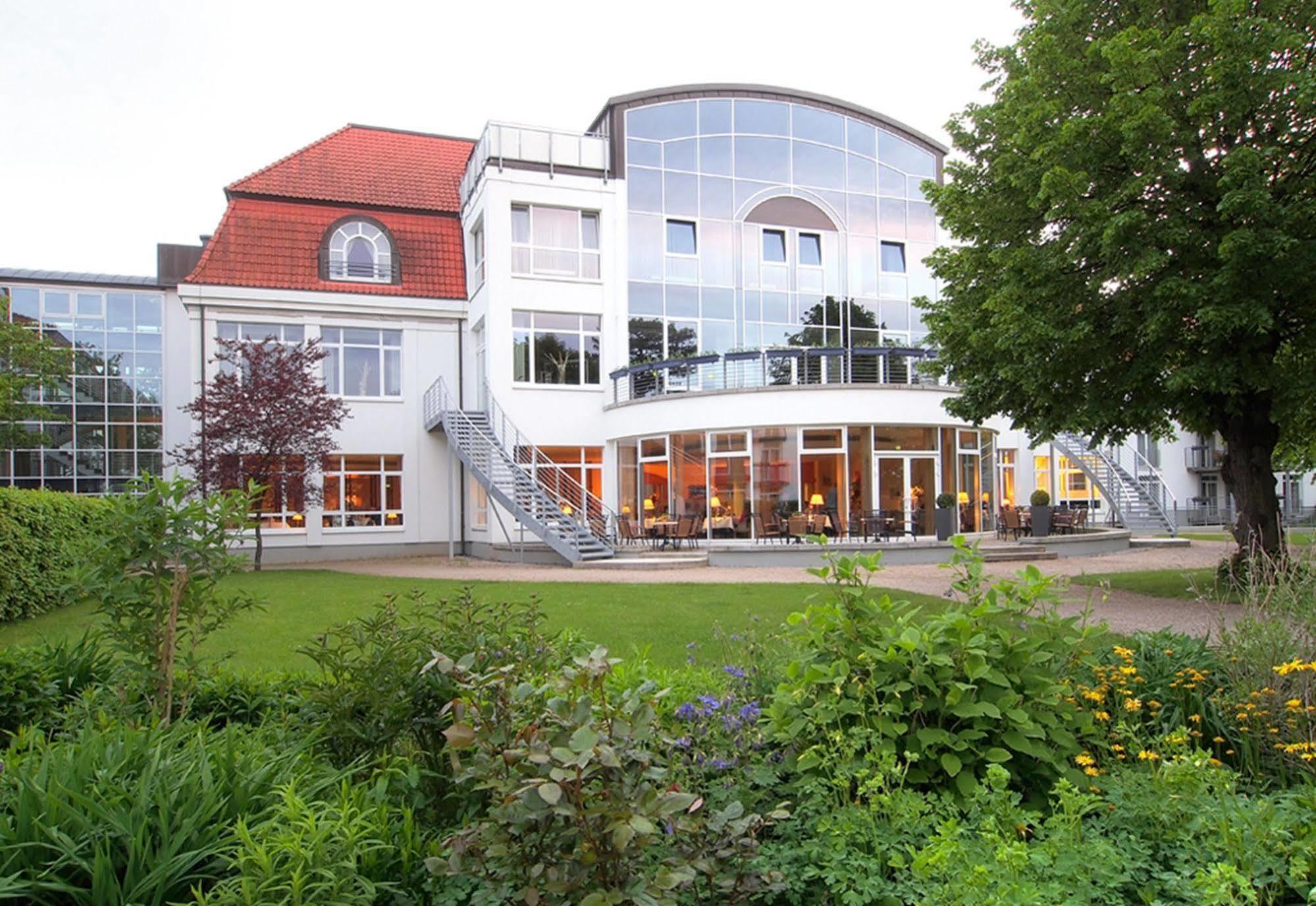 Seehotel Grossherzog Von Mecklenburg Boltenhagen  Ngoại thất bức ảnh